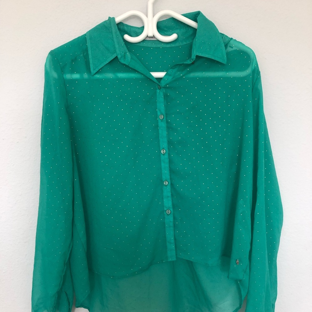 high low button up blouse (NEVER WORN)